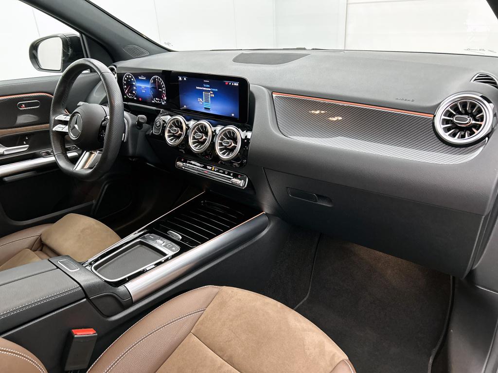 Mercedes-Benz Gla-klasse 250 e star edition amg plug-in hybride | trekhaak 