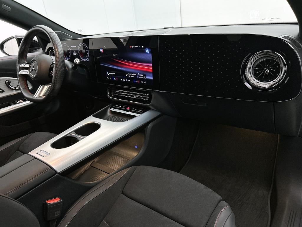 Mercedes-Benz Cla 250+ launch edition 85.5 kwh inclusief 24 maanden mercede