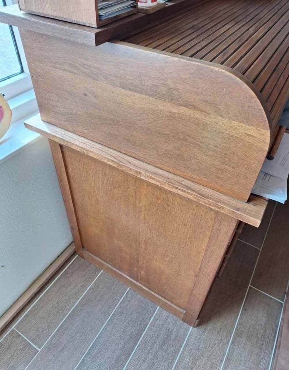 Leuk brocante kast , rolluikbureau , stoel