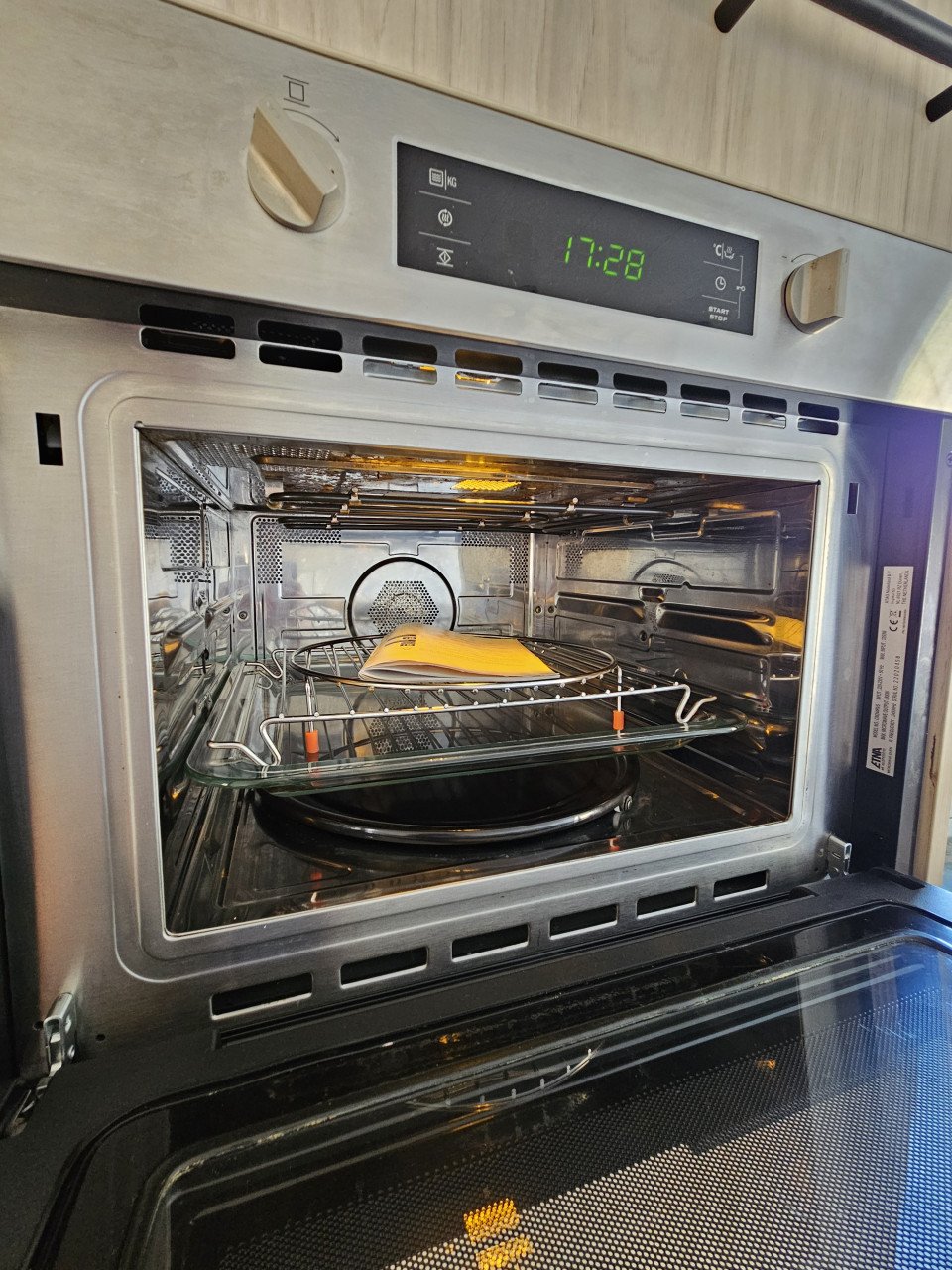 In goede staat keuken te koop!