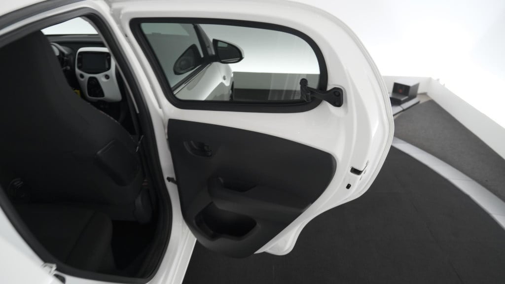 Citroen C1 1.0 vti airscape feel | vouwdak | camera | apple carplay | dab+