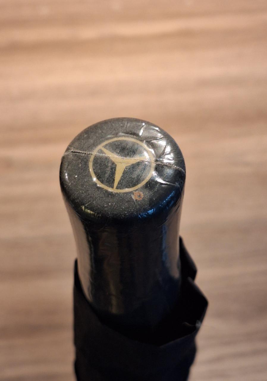 Grote zwarte paraplu met carbon steel van Mercedes-Benz