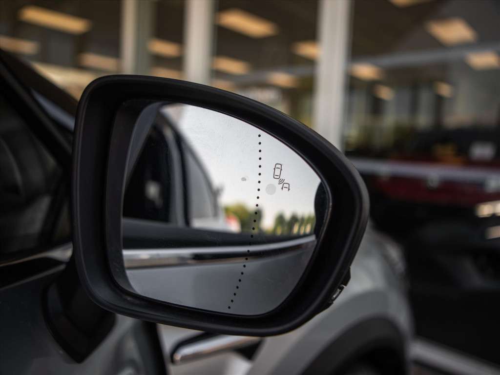 Renault Captur tce 140 edc techno | automaat | parkeer camera | navi full m