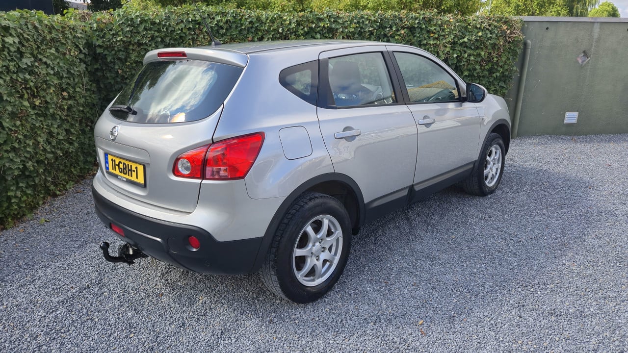 Nissan Qashqai 2008 benzine vol jaar apk € 3500