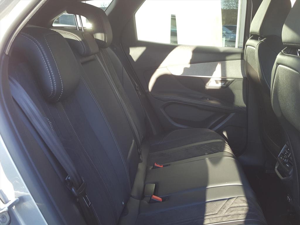 Peugeot 3008 1.6 puretech 180pk s&amp;s eat8 gt