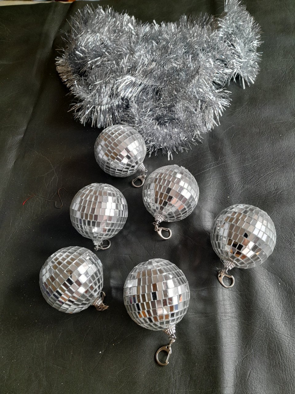 Div kerstversiering modern + ouderwets + 3 x Kerstboomstandaard €0,50/€6,00