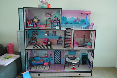 LOL poppenhuis