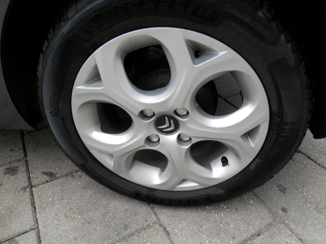 Auto Garant Biedt Aan: Citroen C3 1.4 Ligne Business