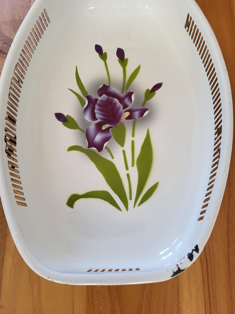 Brocante emaille schaal broodschaal broodmand iris