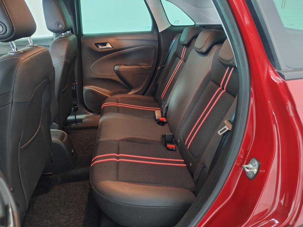 Opel Crossland X 1.2 turbo gs line | stoel/stuurverwarming |