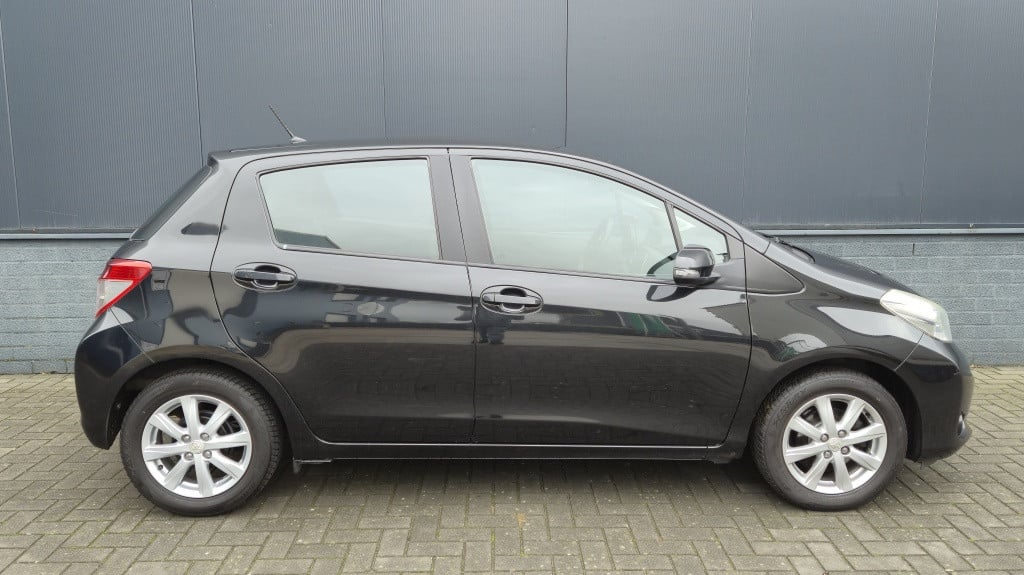 Toyota Yaris 1.3 vvt-i comfort