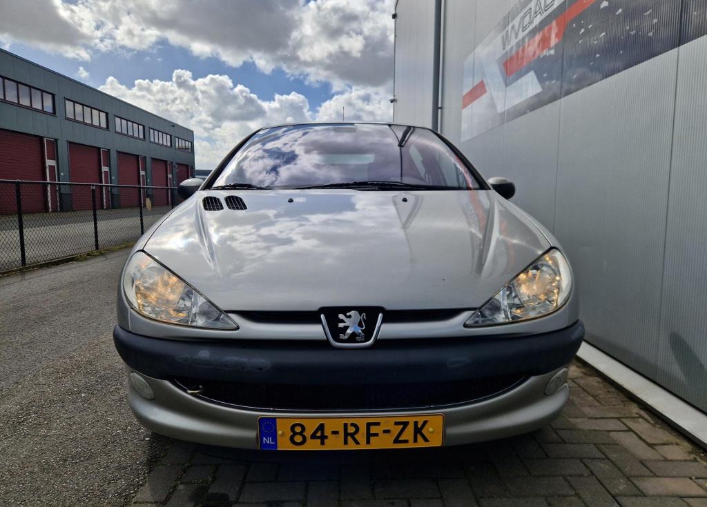 Peugeot 206 1.6-16v gentry
