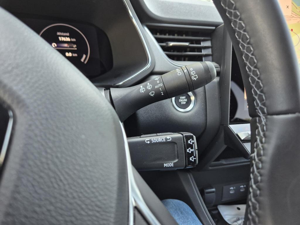 Renault Captur 1.6 e-tech full hybrid 145 techno nw. model!, all season ban