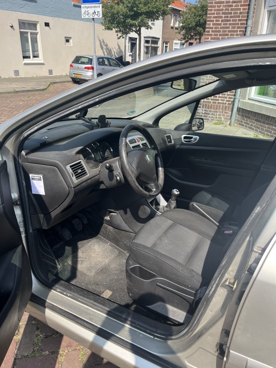 Peugeot 307