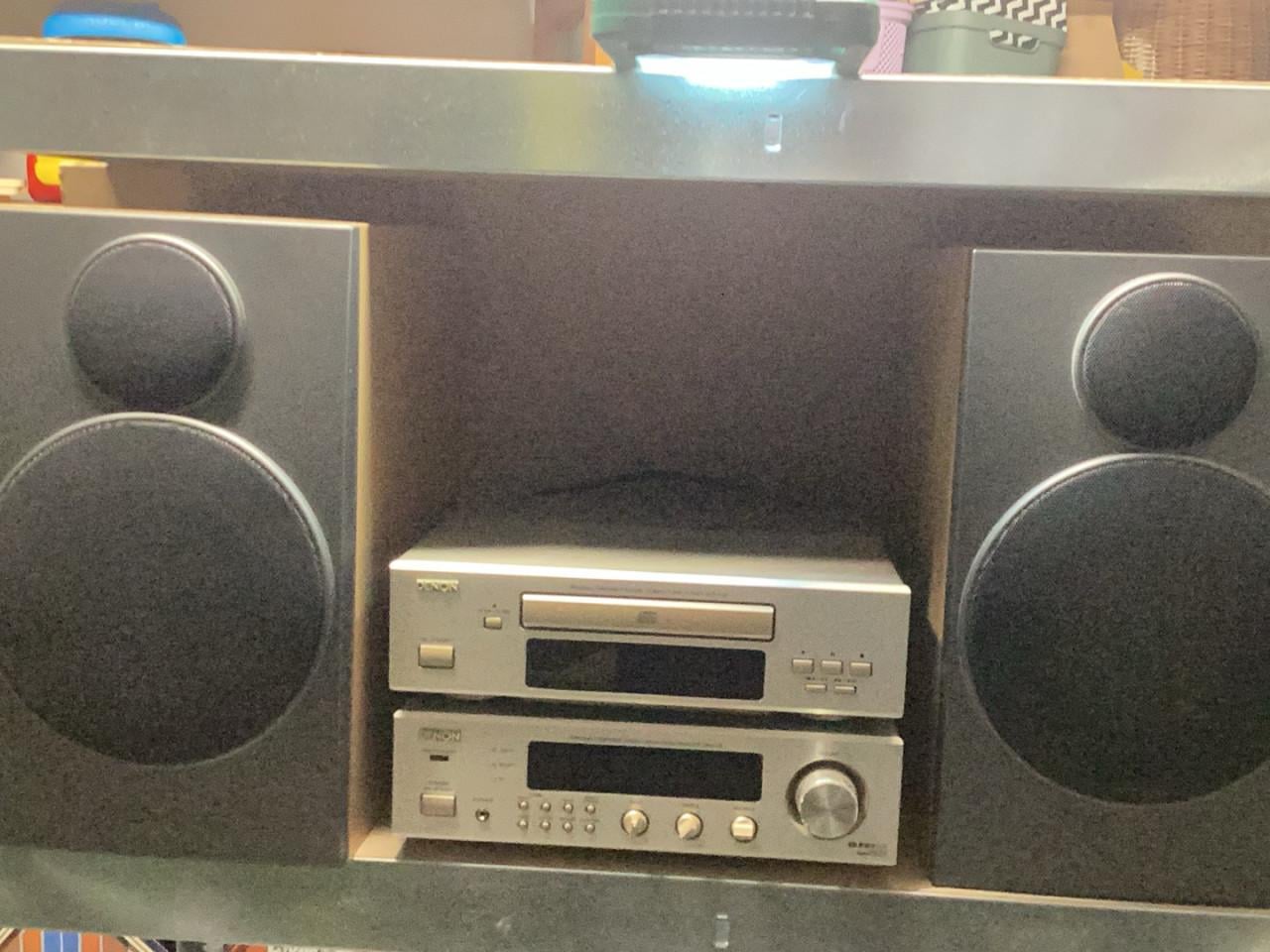 Denon receiver en cd speler met boxen