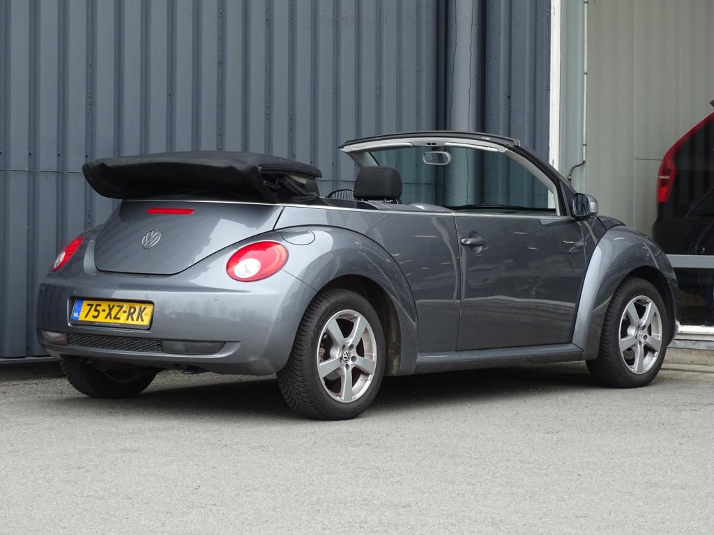 Volkswagen New Beetle cabriolet 1.6highline