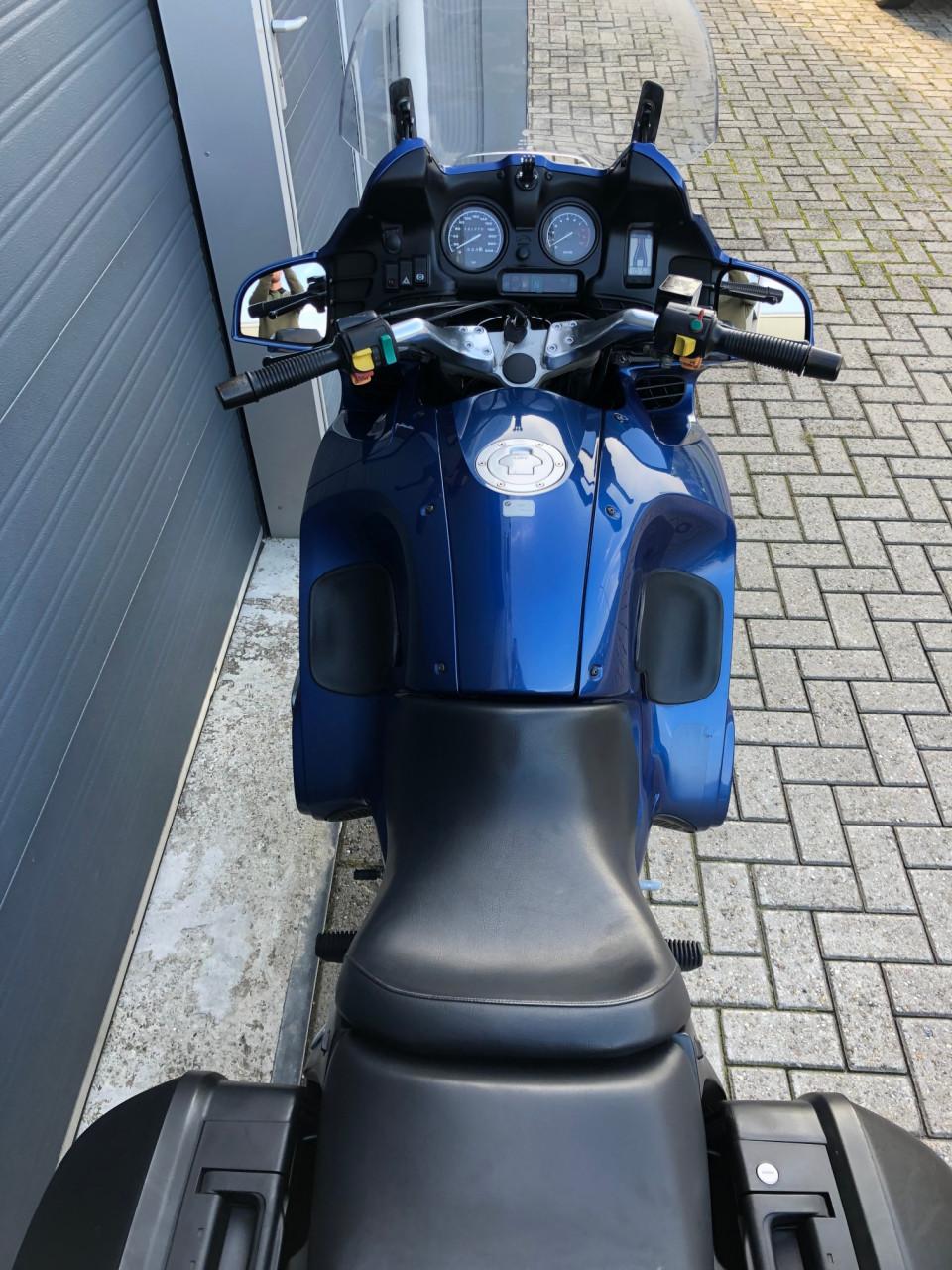 Inruilkoopje: Nette BMW R1100RT met 3-delig kofferset, rijklaar €1500,-