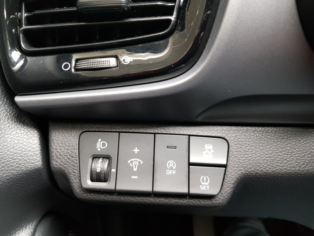 Kia Stonic mhev dynamicplusline 100pk
