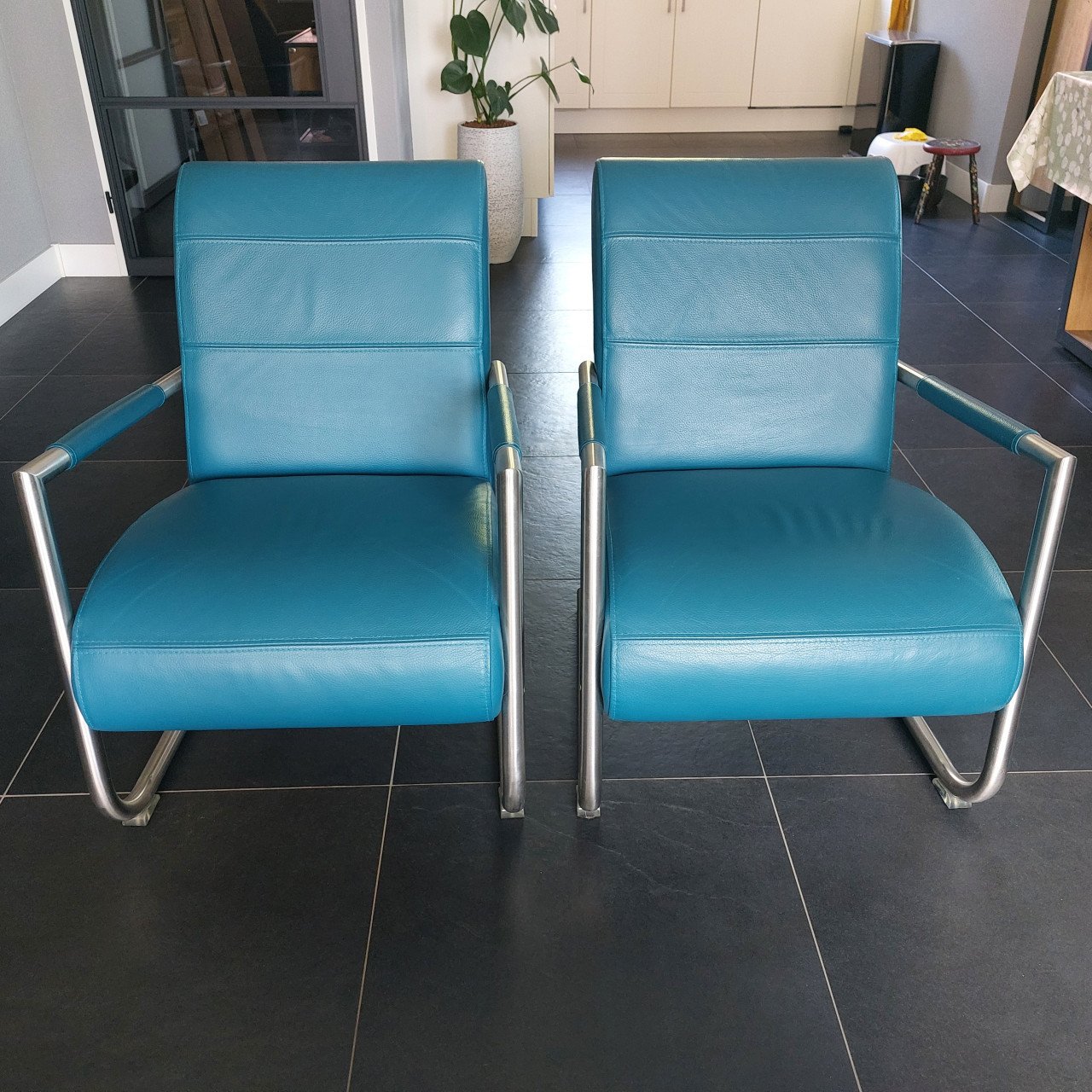 Fauteuil Angelica Henders & Hazel petrol