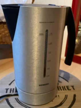 Waterkoker Siemens Design bij Porsche. RVS geborsteld.