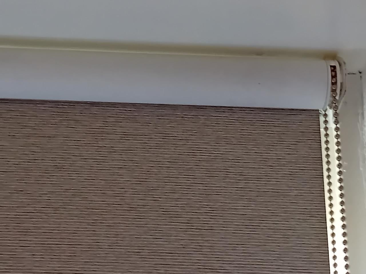 Te koop: 3 mooie verduisterende rolgordijnen