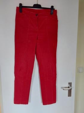 Dames broek ,corduroy, rood  maat M