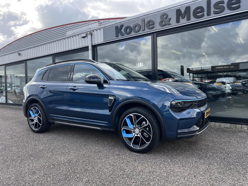 Lynk & Co 01 1.5 261pk phev 7dcth plug in hybrid , pano dak , 360gr camera 