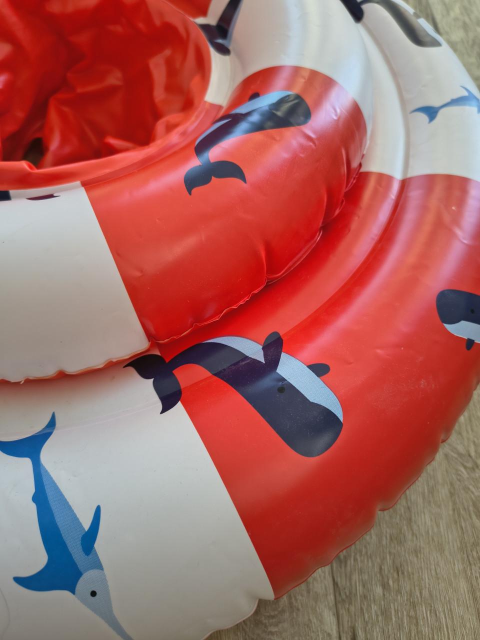 Prachtige rood witte babyfloat, baby zwembad Swim Essentials