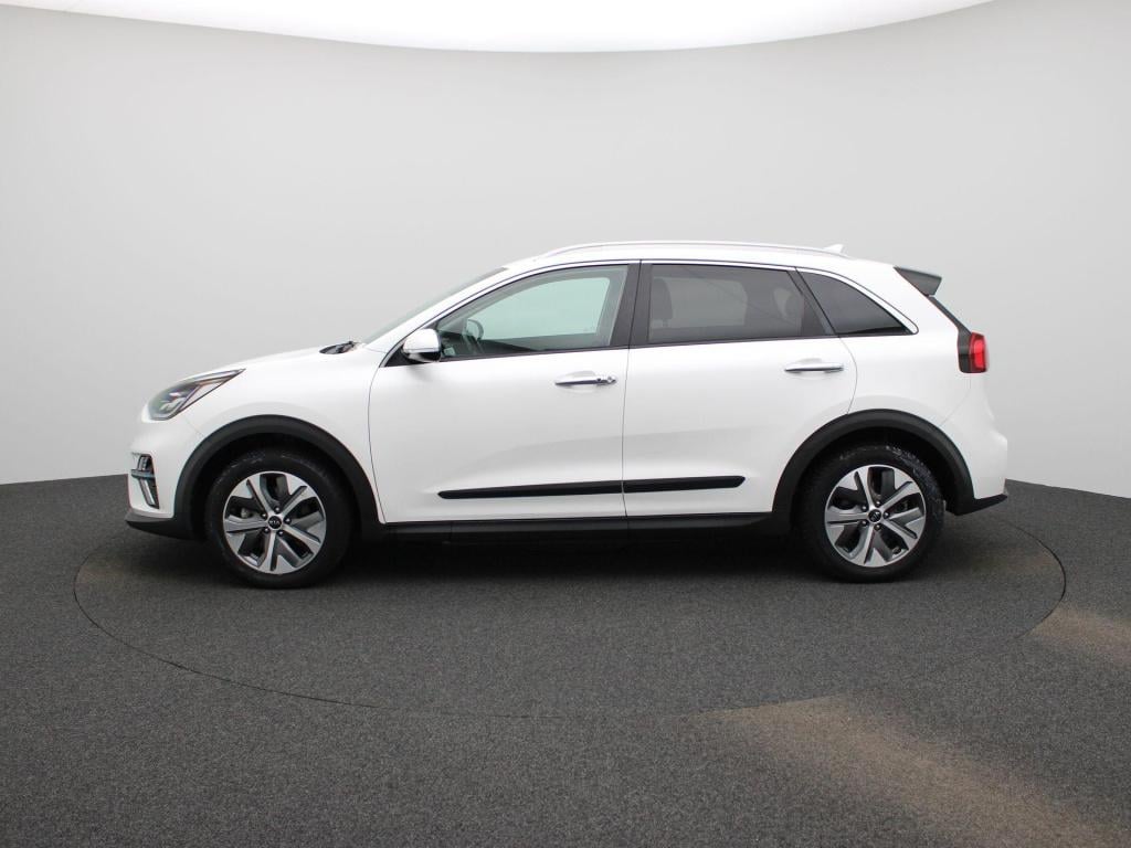 Kia E-niro executiveline 64 kwh | automaat | apple carplay / android auto |