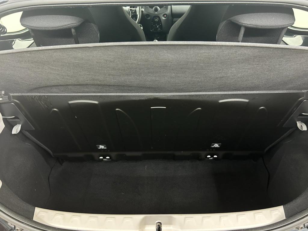 Toyota Aygo occasion 1.0 vvt-i x-fun | grijs | tweedehands toyota aygo | ai