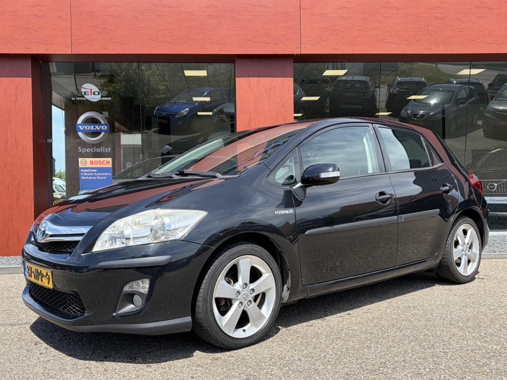 Toyota Auris 1.8 full hybrid dynamic