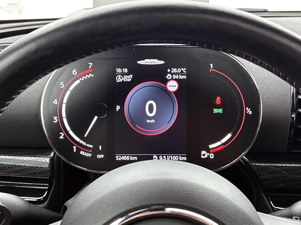 Mini Clubman 2.0 jcw all4 john cooper works | automaat | panoramadak | navi