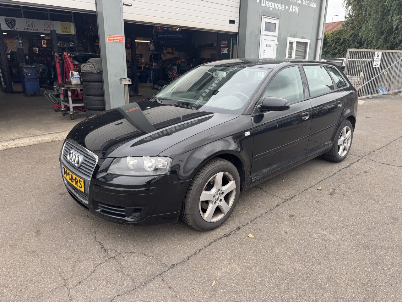 Audi A3 Sportback 1.6i Attraction 5 deurd Bouwjaar 2005 NAP ! ! !