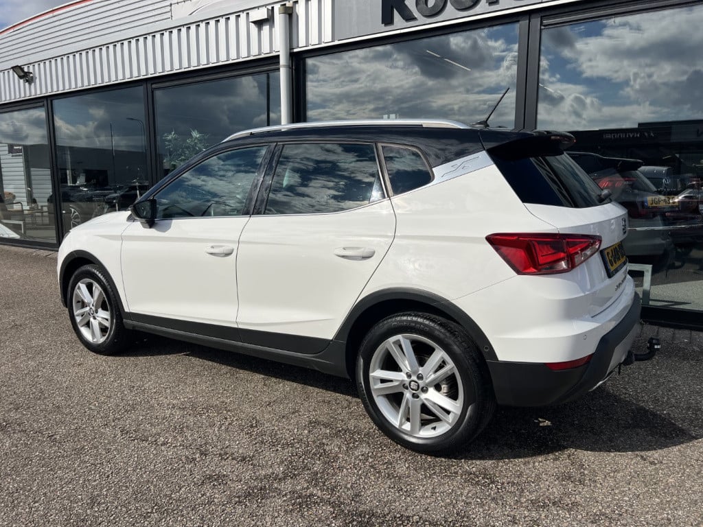 Seat Arona 1.0 tsi 115pk fr business intense , trekhaak