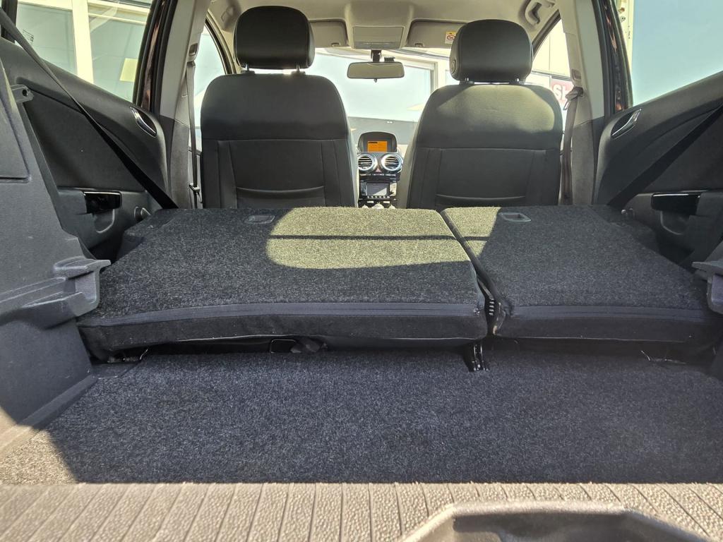 Opel Corsa 1.4-16v blitz