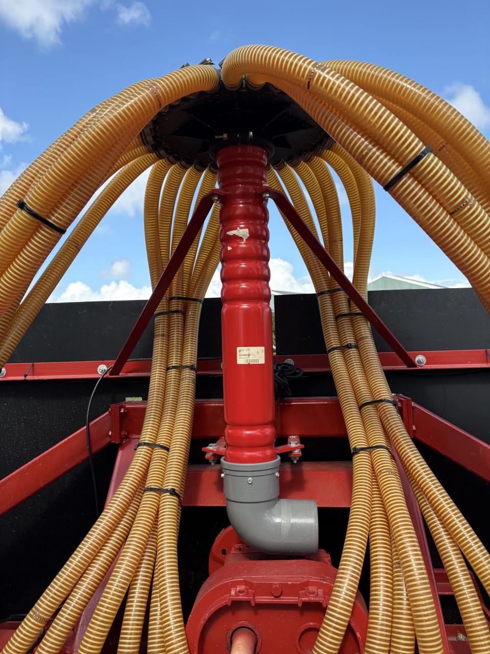 Maschio Dominator kopeg met spit-zaai opbouw