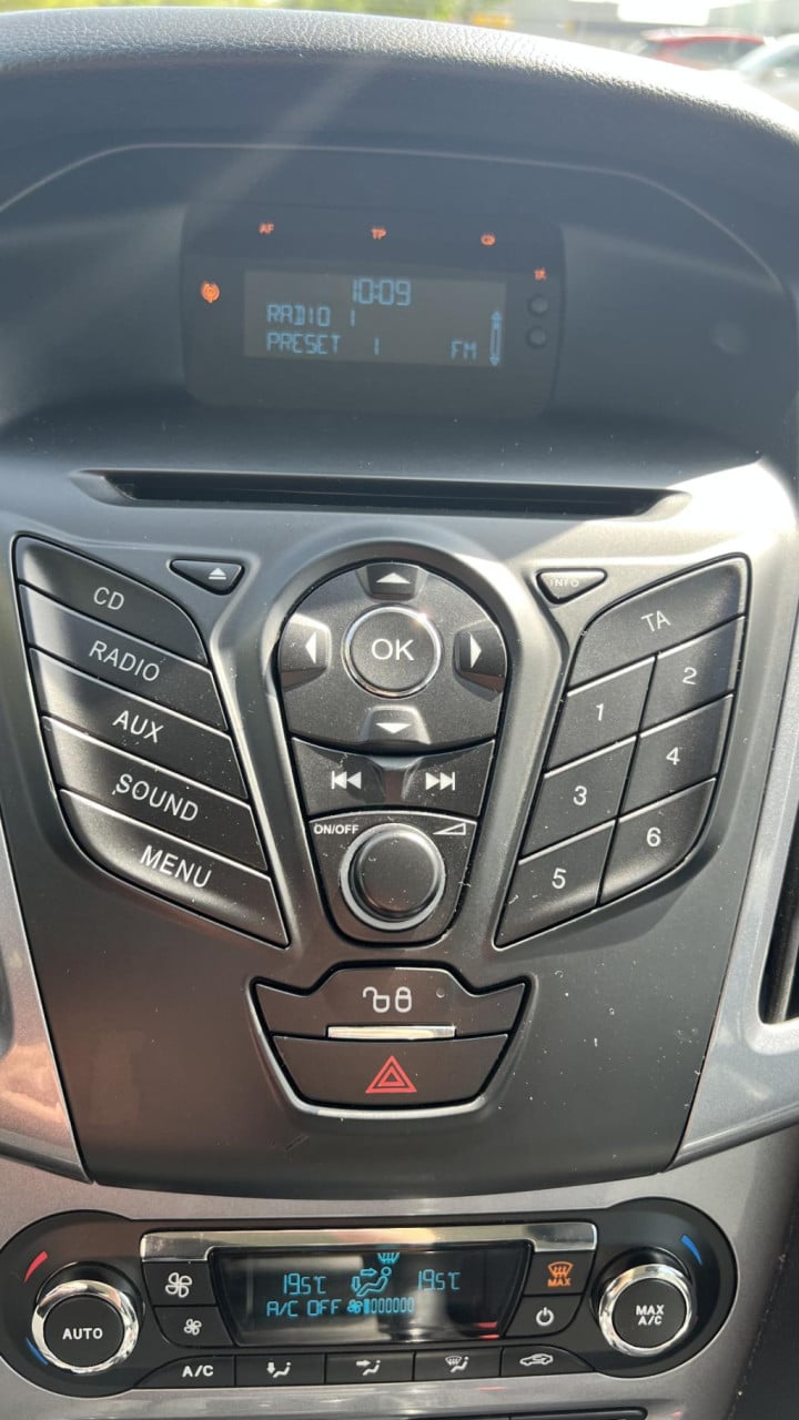 Ford Focus wagon 1.0 ecoboost titanium