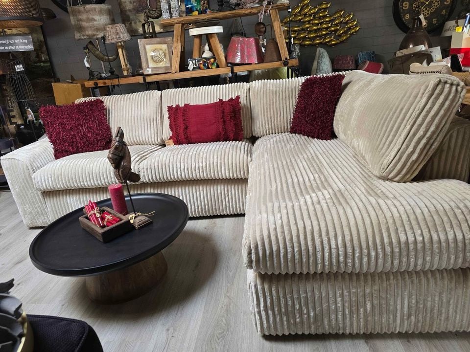 SCHITTERENDE HOEK/LOUNGEBANK IN IJZERSTERKE STOF ALPHINE BROWN SHOWMODEL