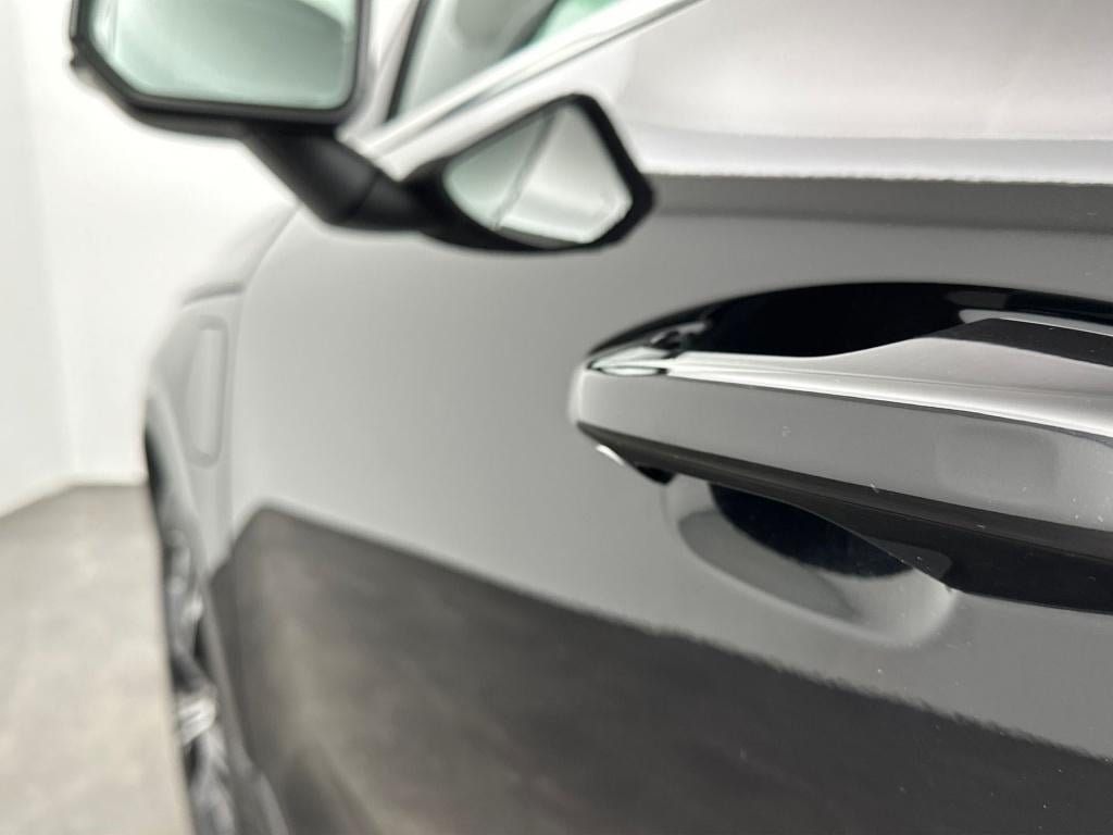 Volvo XC40 t5 262pk recharge inscription| pano| adap.cruise| leder| camera|