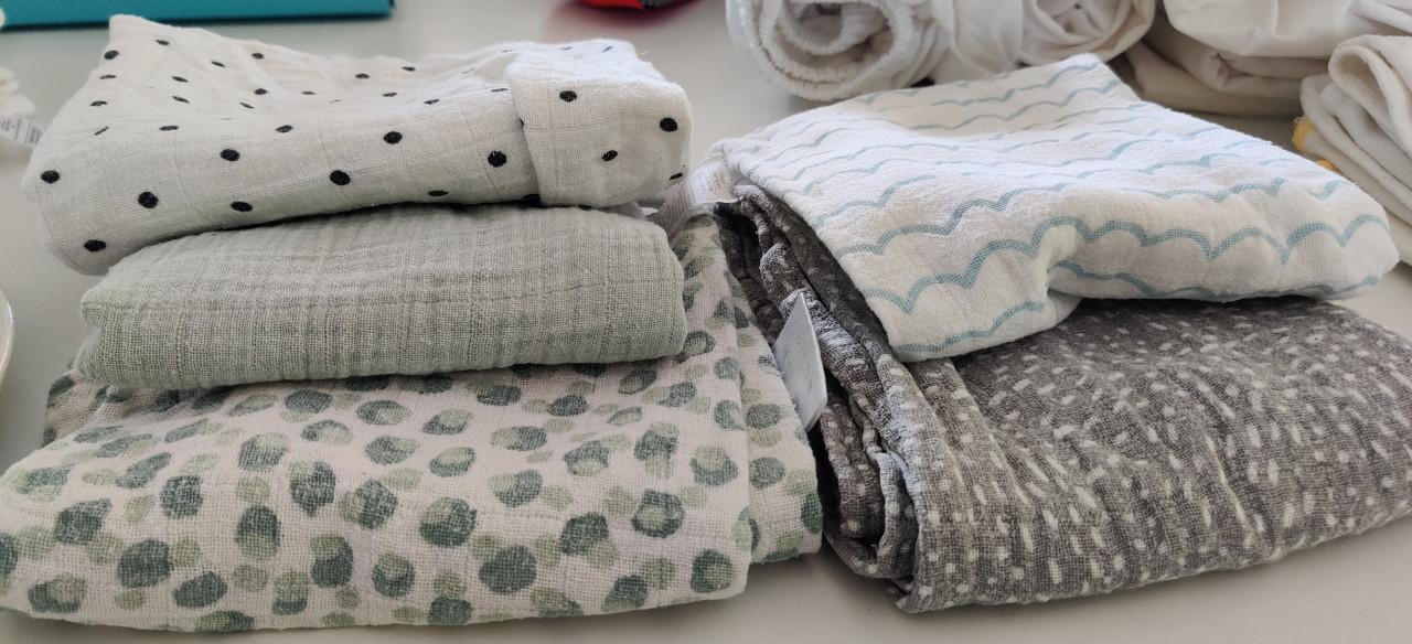 Baby ledikantje Ikea Stuva wit matras enz