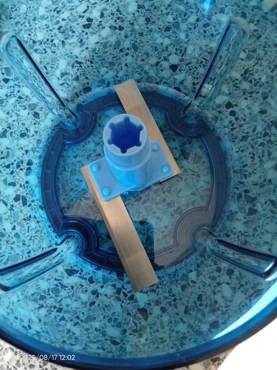 Tupperware apparaat om iets fijn te hakken