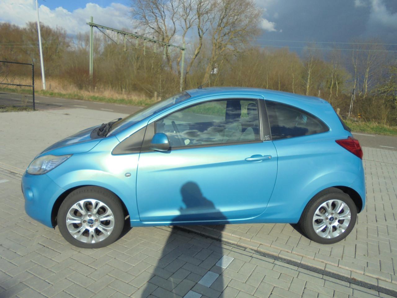 Ka 1.2 Trend trendy interieur slechts 134.254 Km Apk  nieuw bij aflevering