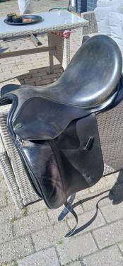 17 inch dressuurzadel leder