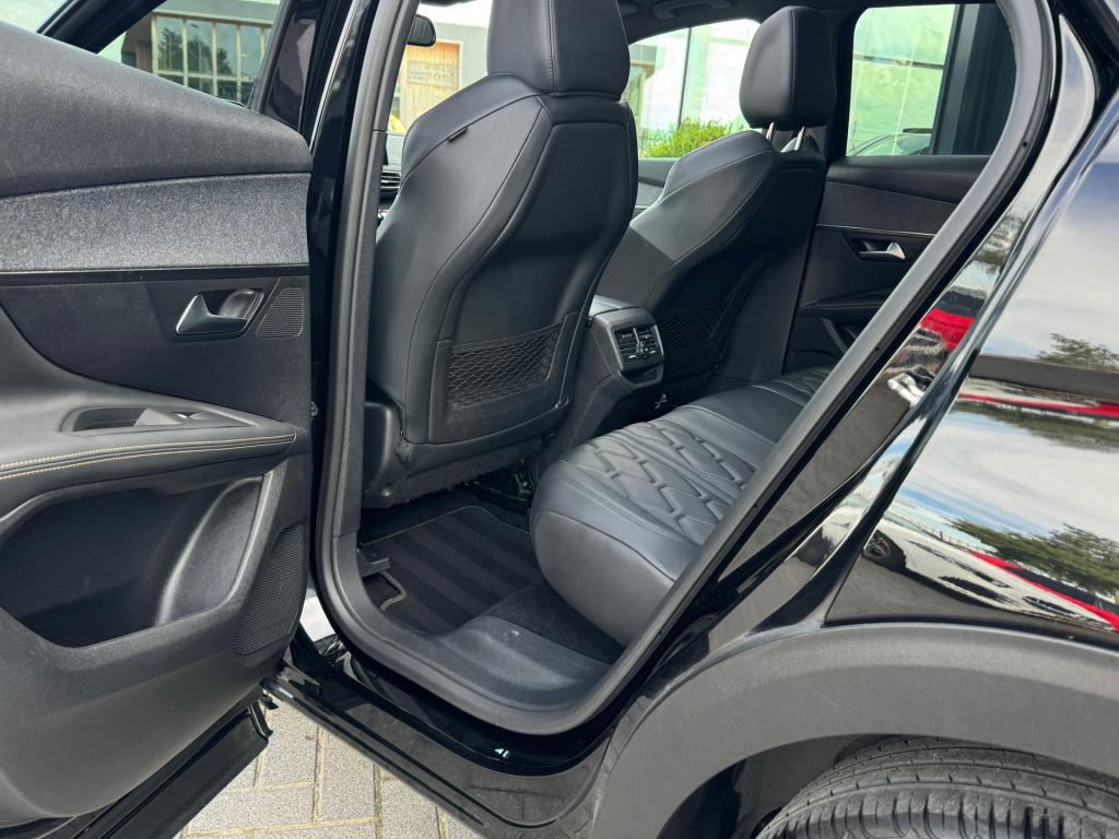 Peugeot 3008 1.2 puretech crossway * gt line * pano *