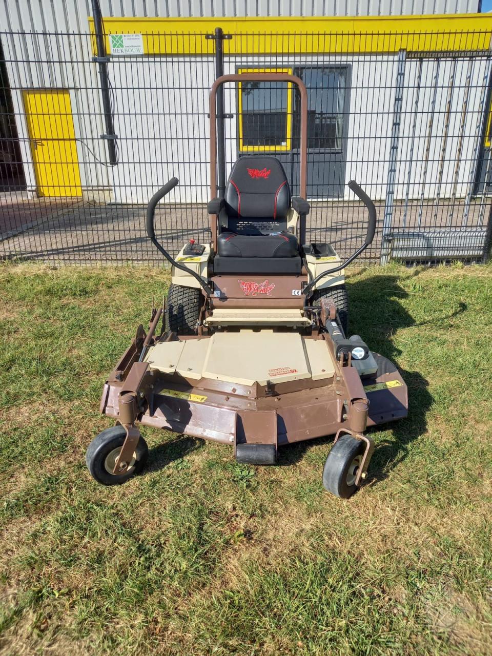Grasshopper 526V-52