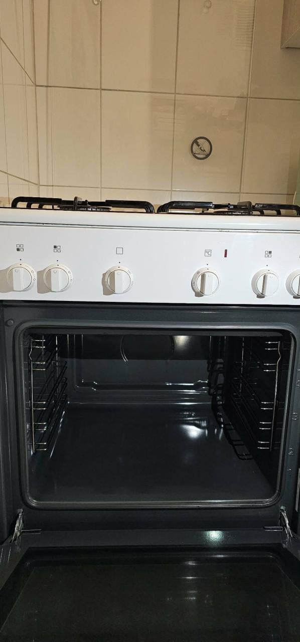 Siemens gasfornuis met oven in prima staat