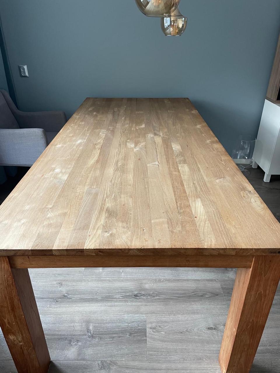 Massieve Teak eettafel te koop.