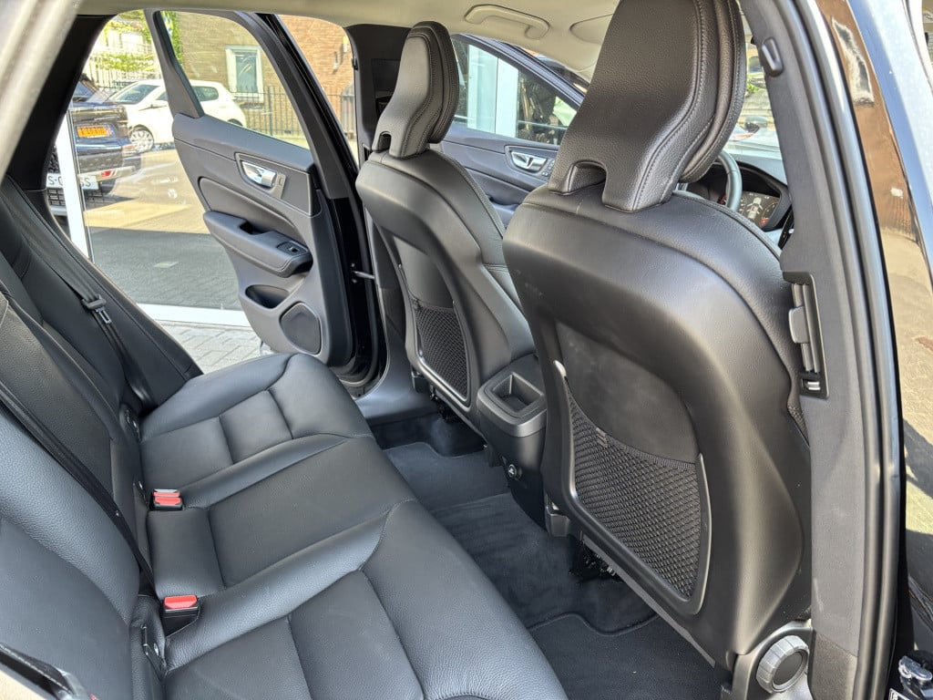 Volvo XC60 automaat 2.0 t5 momentum