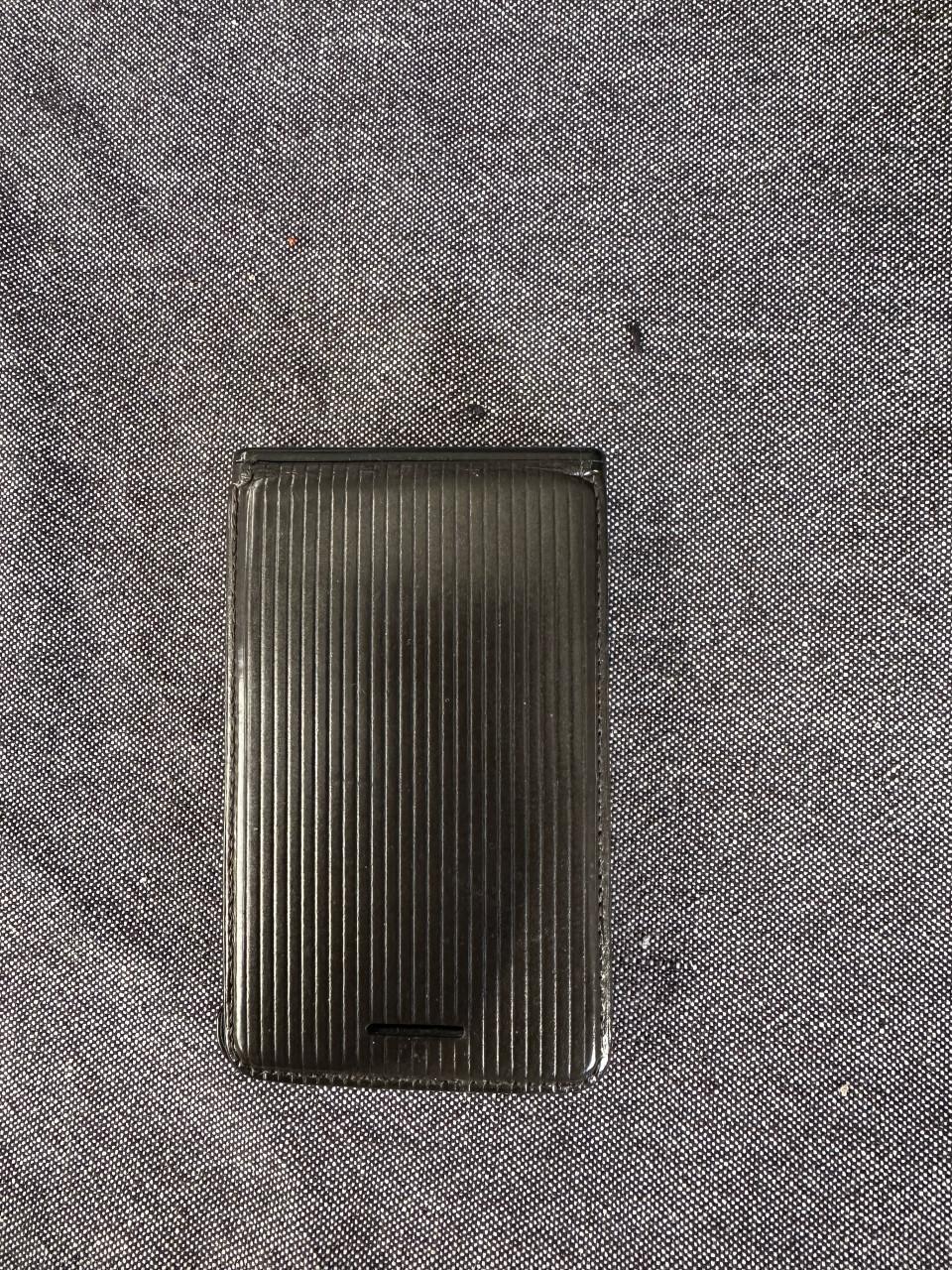 Samsung SGH-P520 Georgio Armani