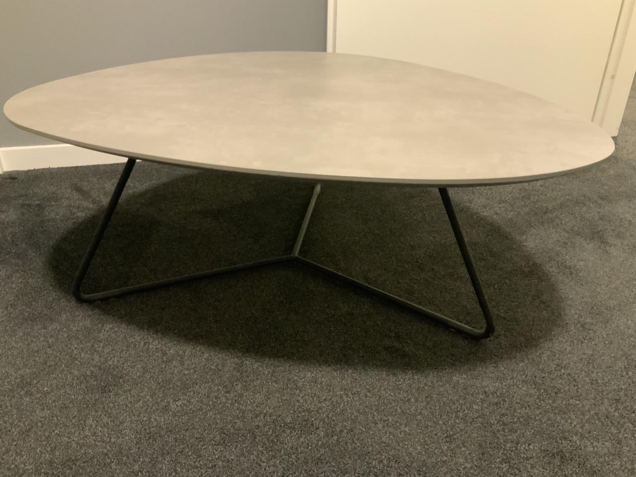 Salon/bijzet tafeltje